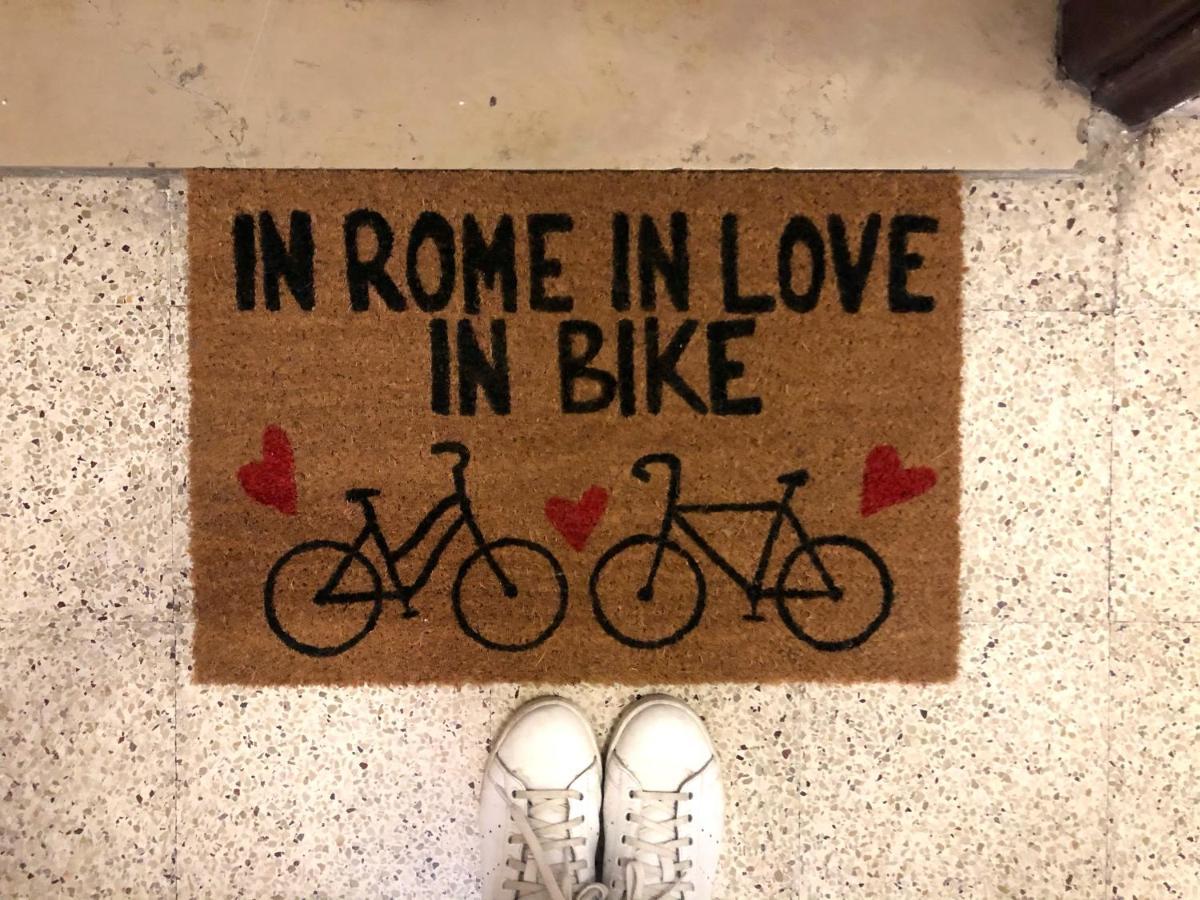 In Rome In Love In Bike Ngoại thất bức ảnh